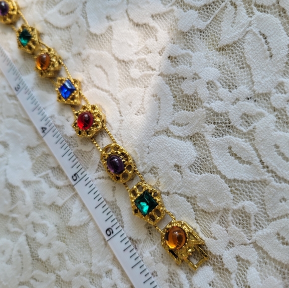 Vintage scarab style jewel tone slider bracelet - Picture 6 of 7